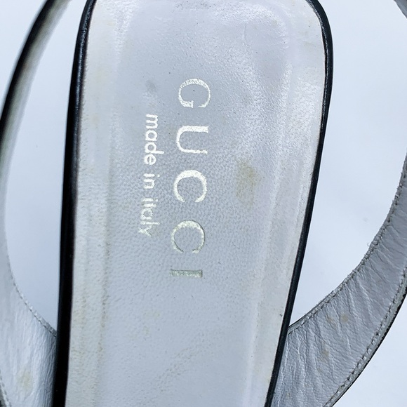Gucci Open-Toe High Heeled Sandal in Black Patent Leather - Picture 11 of 13